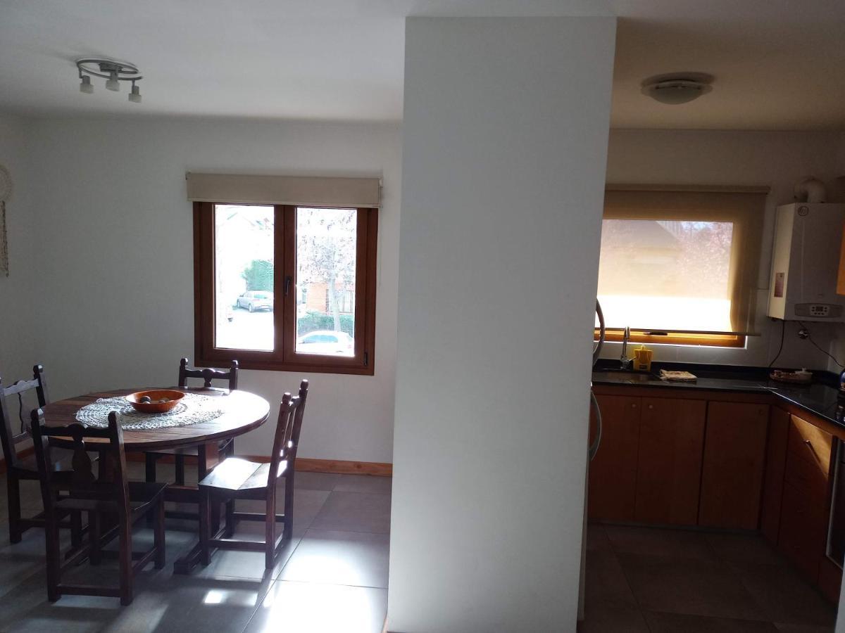 Comodo Departamento Centrico En San Martín de los Andes Exteriér fotografie